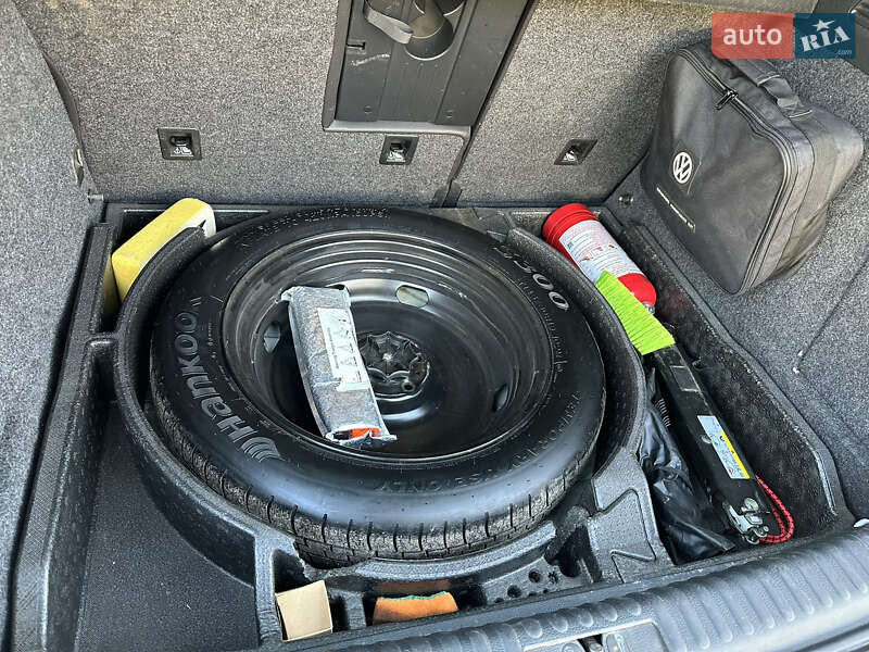 Внедорожник / Кроссовер Volkswagen Tiguan 2016 в Черкассах фото 16 Внедорожник / Кроссовер Volkswagen Tiguan 2016 в Черкассах