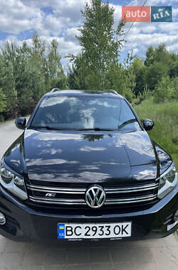 Внедорожник / Кроссовер Volkswagen Tiguan 2016 в Львове