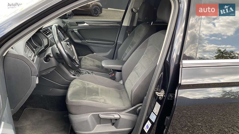 Внедорожник / Кроссовер Volkswagen Tiguan 2016 в Луцке