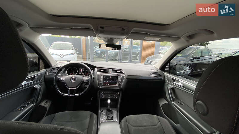 Внедорожник / Кроссовер Volkswagen Tiguan 2016 в Луцке