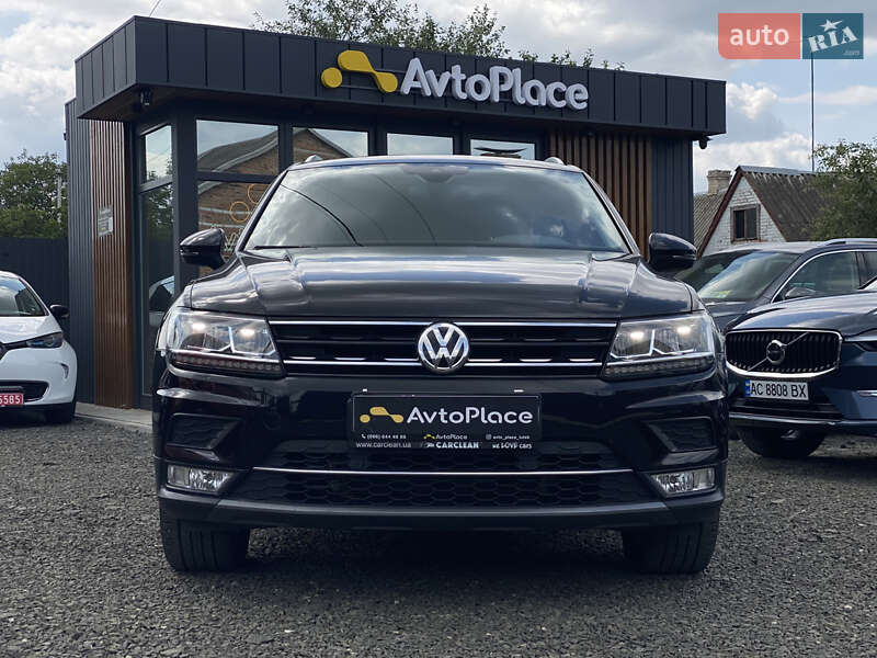 Внедорожник / Кроссовер Volkswagen Tiguan 2016 в Луцке