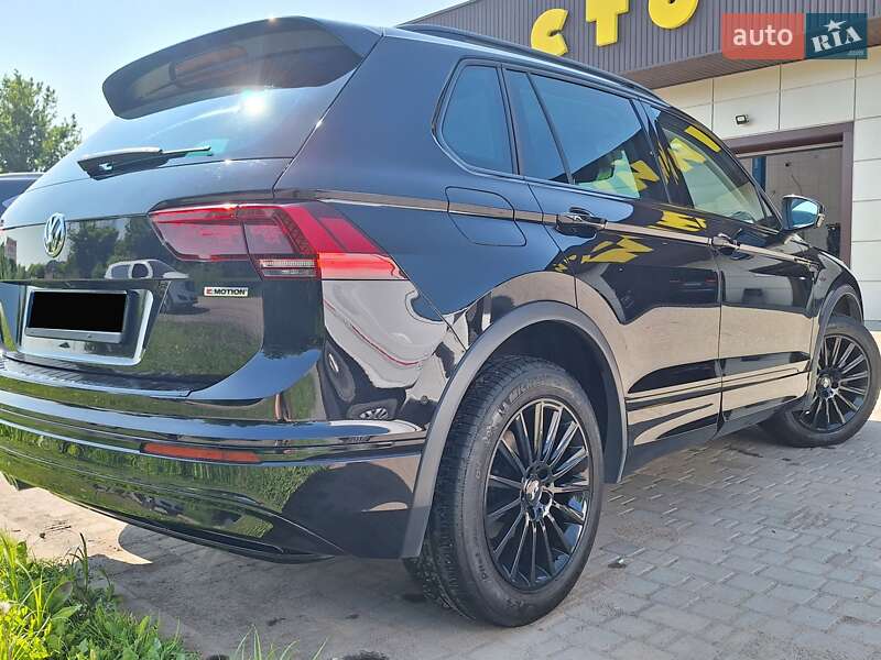 Позашляховик / Кросовер Volkswagen Tiguan 2018 в Бердичеві