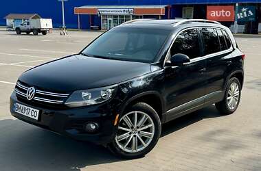 Позашляховик / Кросовер Volkswagen Tiguan 2015 в Сумах