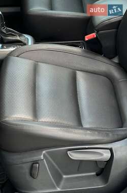 Внедорожник / Кроссовер Volkswagen Tiguan 2013 в 