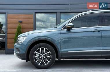 Внедорожник / Кроссовер Volkswagen Tiguan 2021 в 
