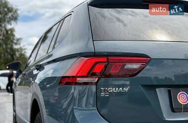 Внедорожник / Кроссовер Volkswagen Tiguan 2021 в 