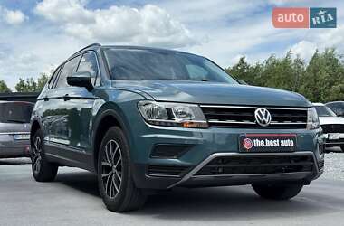 Внедорожник / Кроссовер Volkswagen Tiguan 2021 в 