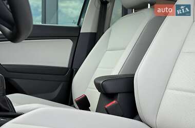 Внедорожник / Кроссовер Volkswagen Tiguan 2021 в 