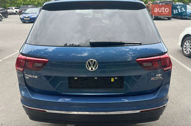 Внедорожник / Кроссовер Volkswagen Tiguan 2020 в 