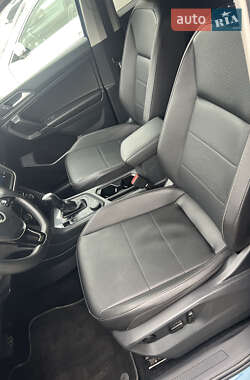 Внедорожник / Кроссовер Volkswagen Tiguan 2020 в 