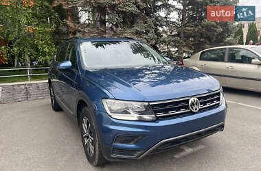 Внедорожник / Кроссовер Volkswagen Tiguan 2020 в 
