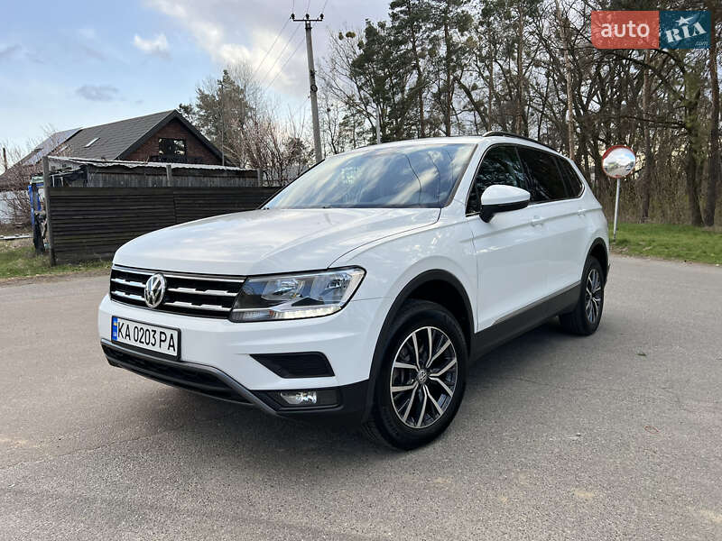 Внедорожник / Кроссовер Volkswagen Tiguan 2019 в Киеве