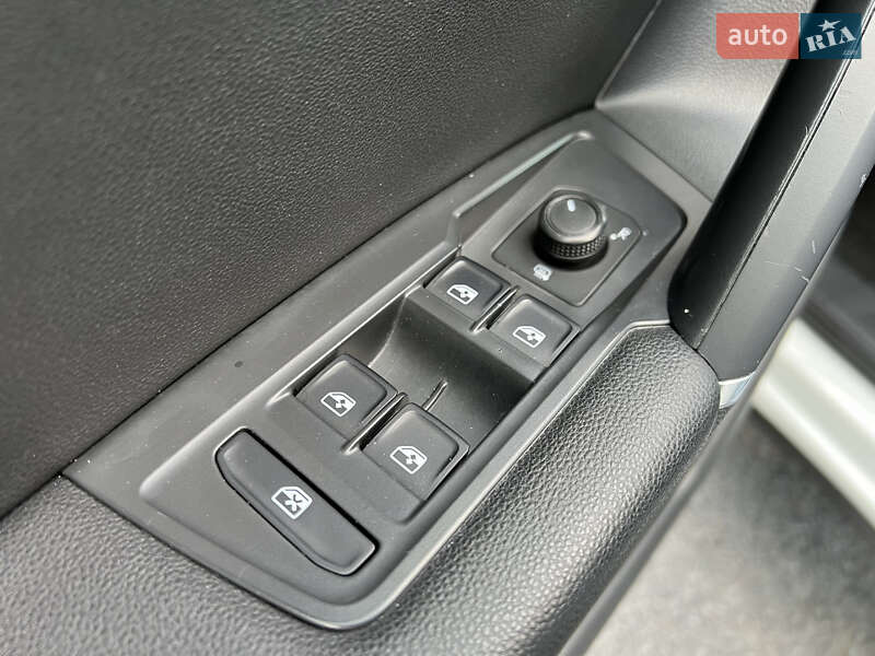 Внедорожник / Кроссовер Volkswagen Tiguan 2019 в Киеве