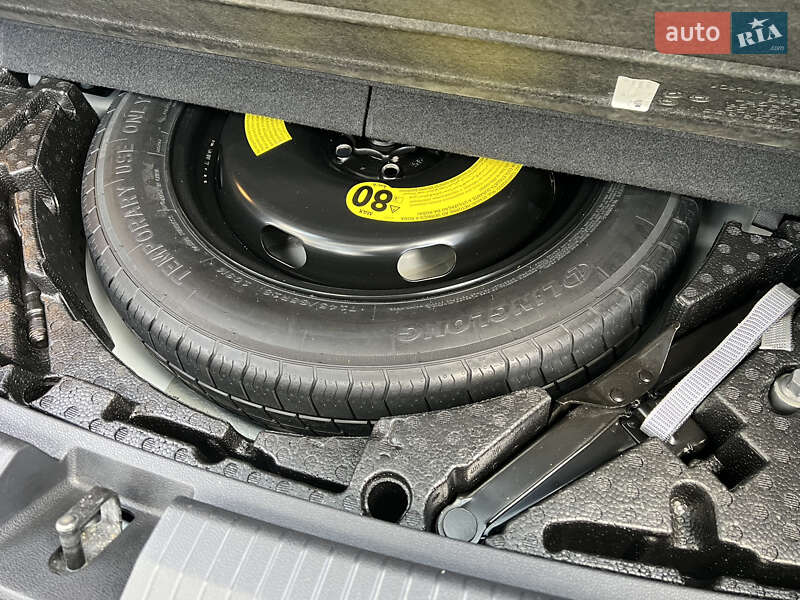 Внедорожник / Кроссовер Volkswagen Tiguan 2019 в Киеве