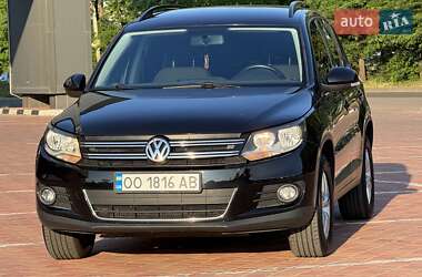 Внедорожник / Кроссовер Volkswagen Tiguan 2014 в 