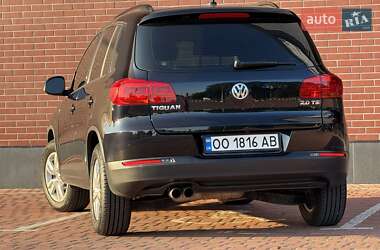 Внедорожник / Кроссовер Volkswagen Tiguan 2014 в 