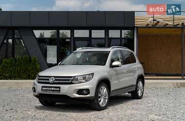 Позашляховик / Кросовер Volkswagen Tiguan 2011 в Чернівцях