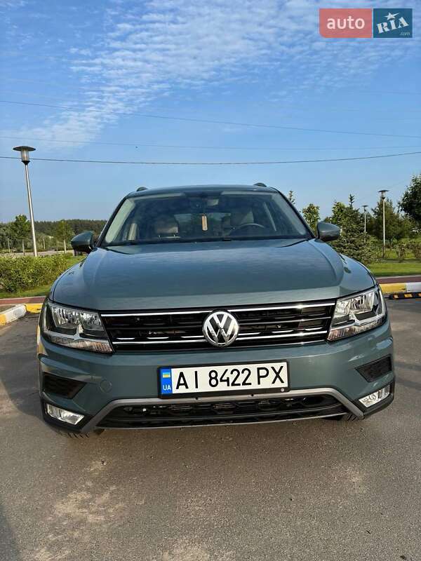 Внедорожник / Кроссовер Volkswagen Tiguan 2020 в Киеве