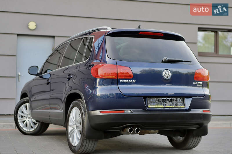 Внедорожник / Кроссовер Volkswagen Tiguan 2015 в Дрогобыче