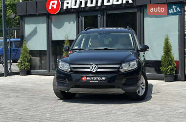 Внедорожник / Кроссовер Volkswagen Tiguan 2015 в Черновцах