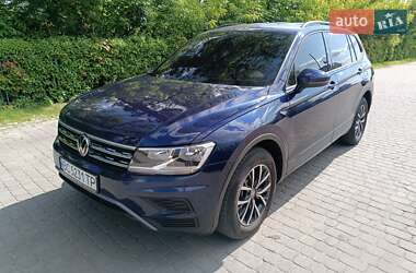 Внедорожник / Кроссовер Volkswagen Tiguan 2020 в Городке