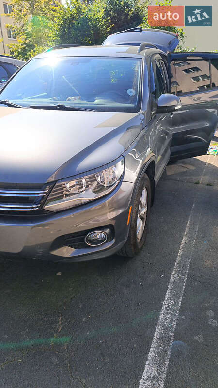 Внедорожник / Кроссовер Volkswagen Tiguan 2016 в Харькове фото 6 Внедорожник / Кроссовер Volkswagen Tiguan 2016 в Харькове