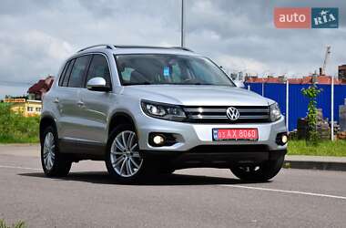 Внедорожник / Кроссовер Volkswagen Tiguan 2016 в 