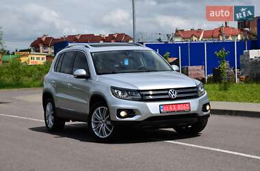 Внедорожник / Кроссовер Volkswagen Tiguan 2016 в Дрогобыче