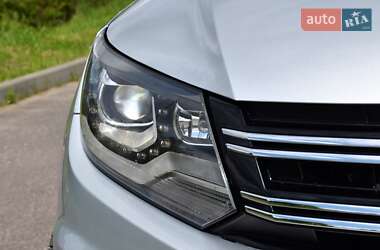 Внедорожник / Кроссовер Volkswagen Tiguan 2016 в 