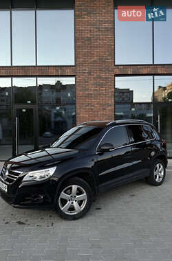 Внедорожник / Кроссовер Volkswagen Tiguan 2009 в Ивано-Франковске