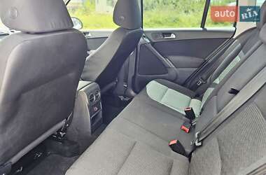 Позашляховик / Кросовер Volkswagen Tiguan 2013 в 