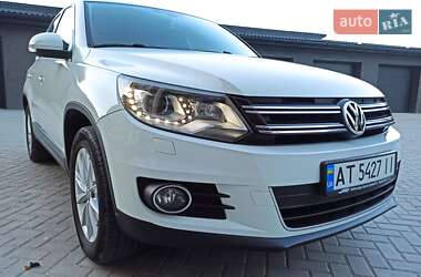 Внедорожник / Кроссовер Volkswagen Tiguan 2015 в Ивано-Франковске