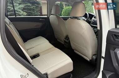 Внедорожник / Кроссовер Volkswagen Tiguan 2019 в 
