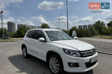 Внедорожник / Кроссовер Volkswagen Tiguan 2014 в Киеве