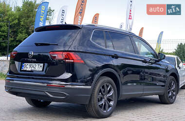 Позашляховик / Кросовер Volkswagen Tiguan 2022 в 