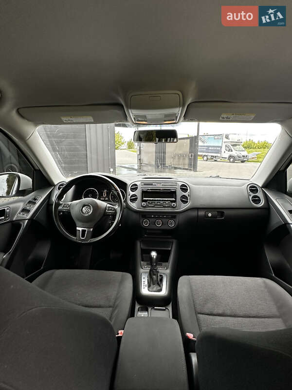 Внедорожник / Кроссовер Volkswagen Tiguan 2014 в Львове