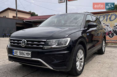 Внедорожник / Кроссовер Volkswagen Tiguan 2018 в Марганце