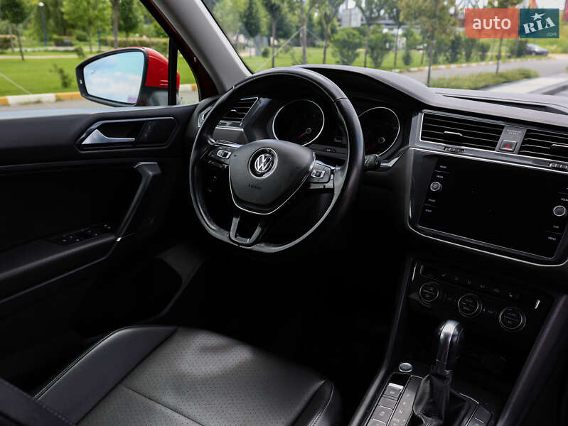 Позашляховик / Кросовер Volkswagen Tiguan 2018 в Ірпені