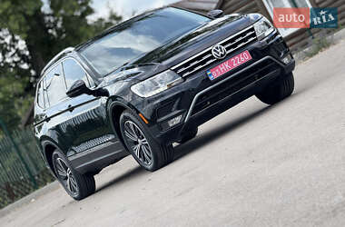 Внедорожник / Кроссовер Volkswagen Tiguan 2018 в Киеве
