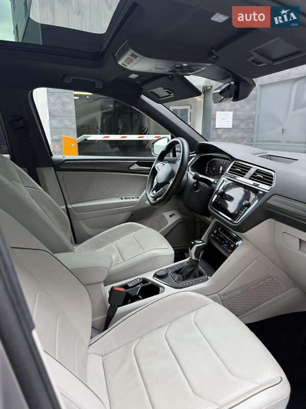 Позашляховик / Кросовер Volkswagen Tiguan 2021 в Києві