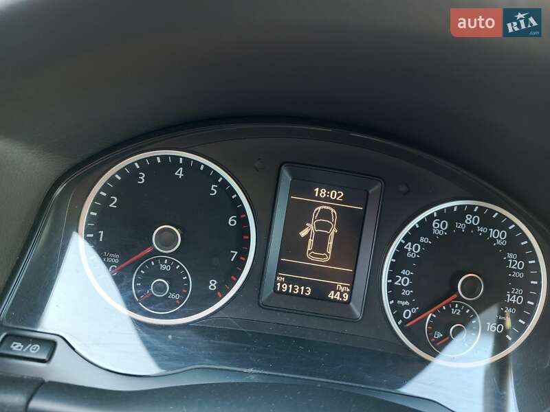 Внедорожник / Кроссовер Volkswagen Tiguan 2015 в Дунаевцах