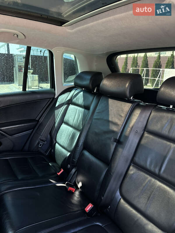 Внедорожник / Кроссовер Volkswagen Tiguan 2009 в Тернополе