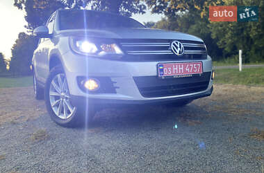 Внедорожник / Кроссовер Volkswagen Tiguan 2017 в 