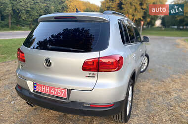 Внедорожник / Кроссовер Volkswagen Tiguan 2017 в 
