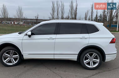 Позашляховик / Кросовер Volkswagen Tiguan 2019 в Кривому Розі