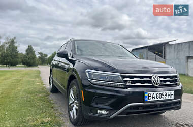Позашляховик / Кросовер Volkswagen Tiguan 2018 в Олександрії