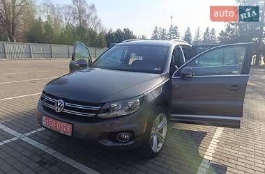 Позашляховик / Кросовер Volkswagen Tiguan 2016 в Луцьку
