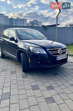 Внедорожник / Кроссовер Volkswagen Tiguan 2010 в Ивано-Франковске