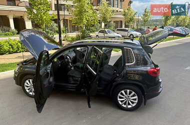 Внедорожник / Кроссовер Volkswagen Tiguan 2013 в Киеве
