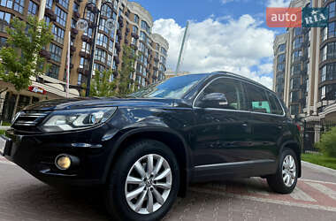 Внедорожник / Кроссовер Volkswagen Tiguan 2013 в Киеве